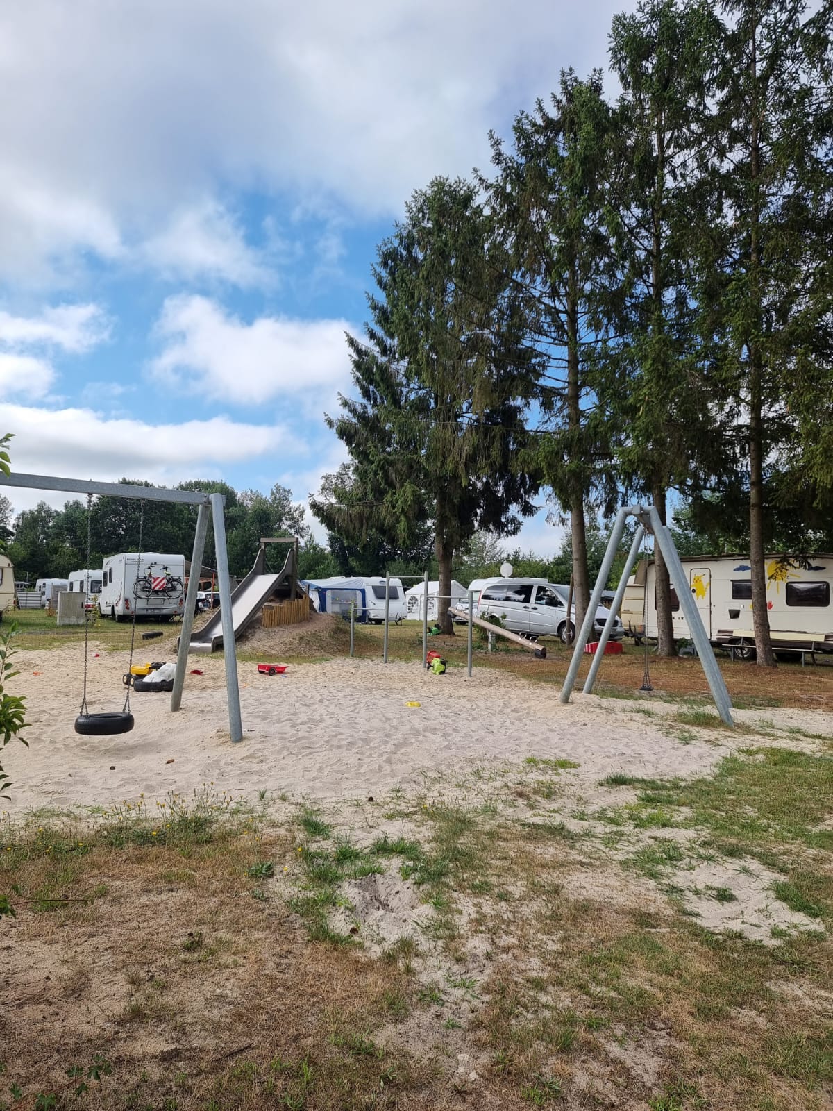 Spielplatz am Campingplatz Wüllenheide